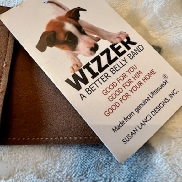 Susan Lanci Wizzer in Hide S/M - Picture 4 of 9